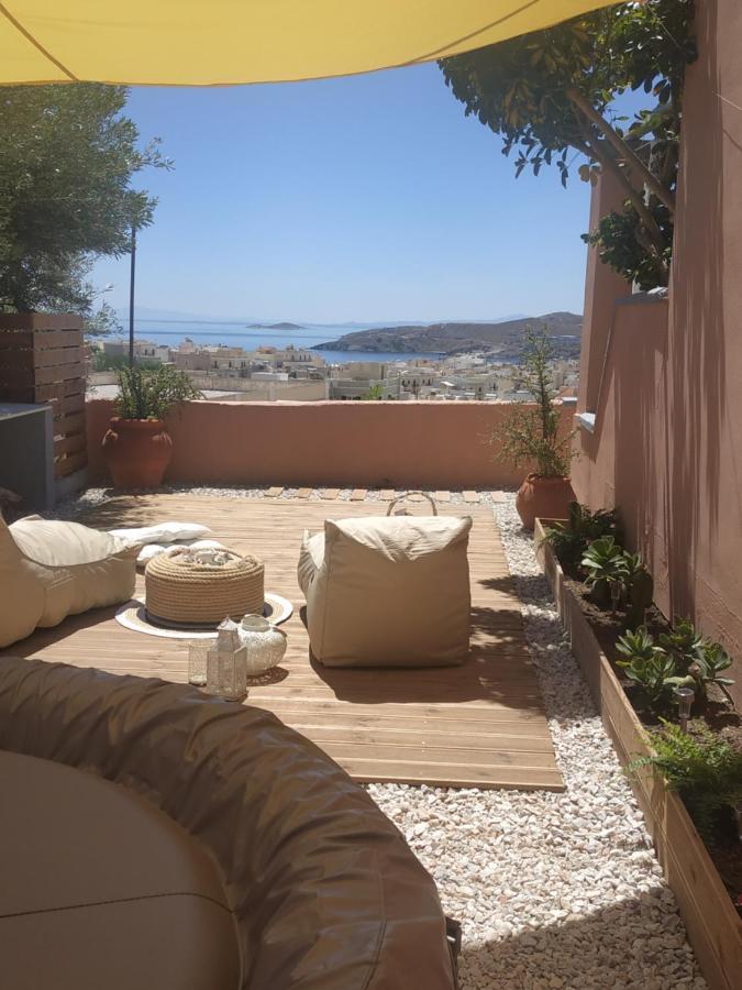 My Little Suites Ermoupoli Exterior photo