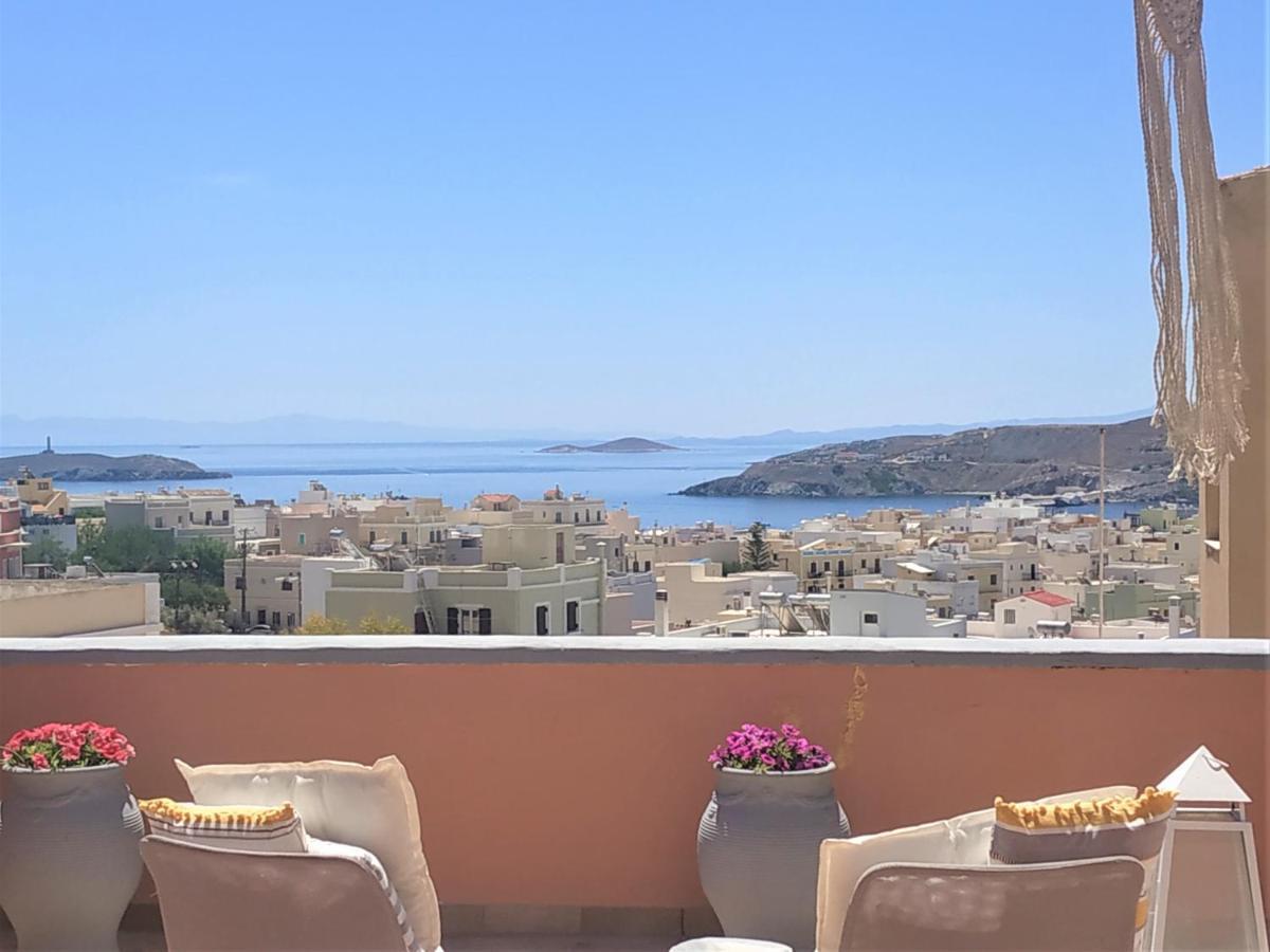 My Little Suites Ermoupoli Exterior photo