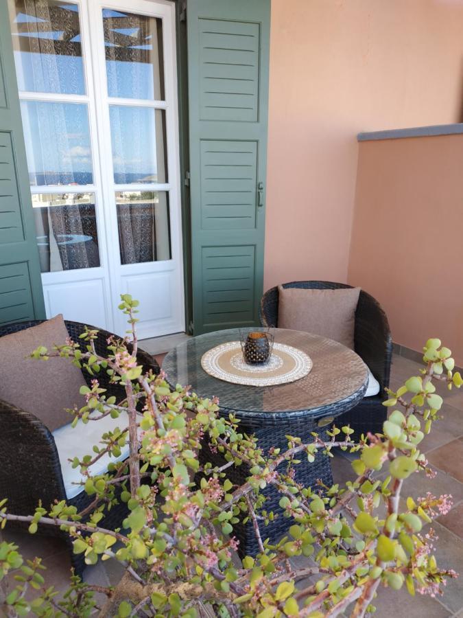 My Little Suites Ermoupoli Exterior photo
